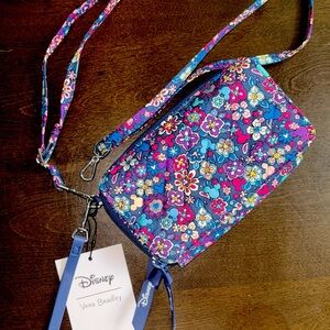 Vera Bradley Disney RFID All in One Crossbody Sensational Mickey pattern NWT